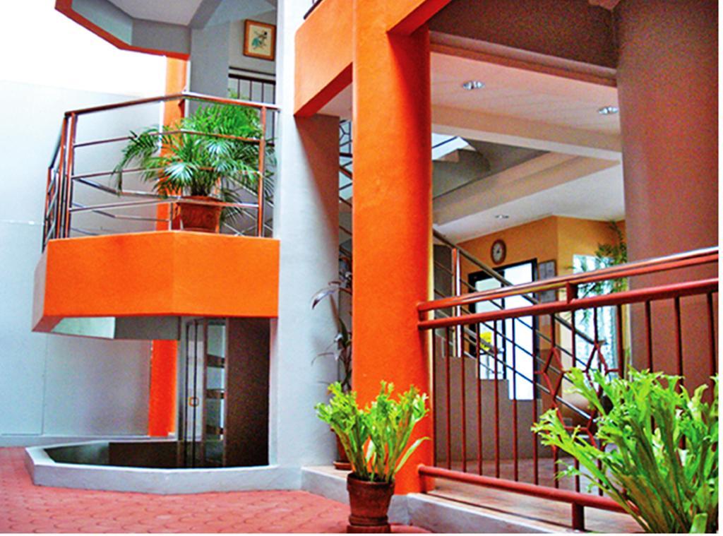 Casa Azucena Hotel Cagayan de Oro Exterior foto