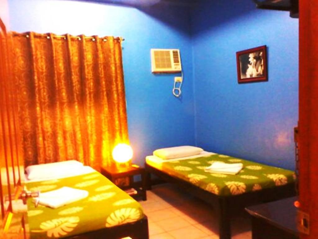 Casa Azucena Hotel Cagayan de Oro Quarto foto
